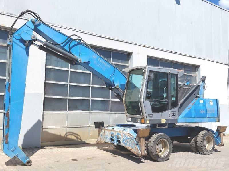 Fuchs MHL 320 工业挖掘机