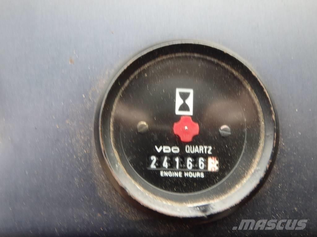 Volvo BM L 70 轮式装载机
