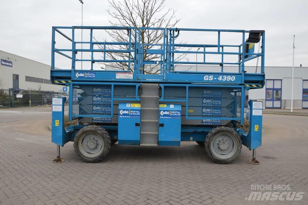 Genie GS4390RT 剪叉式升降机