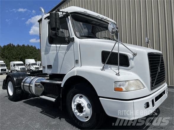 International LT 牵引车