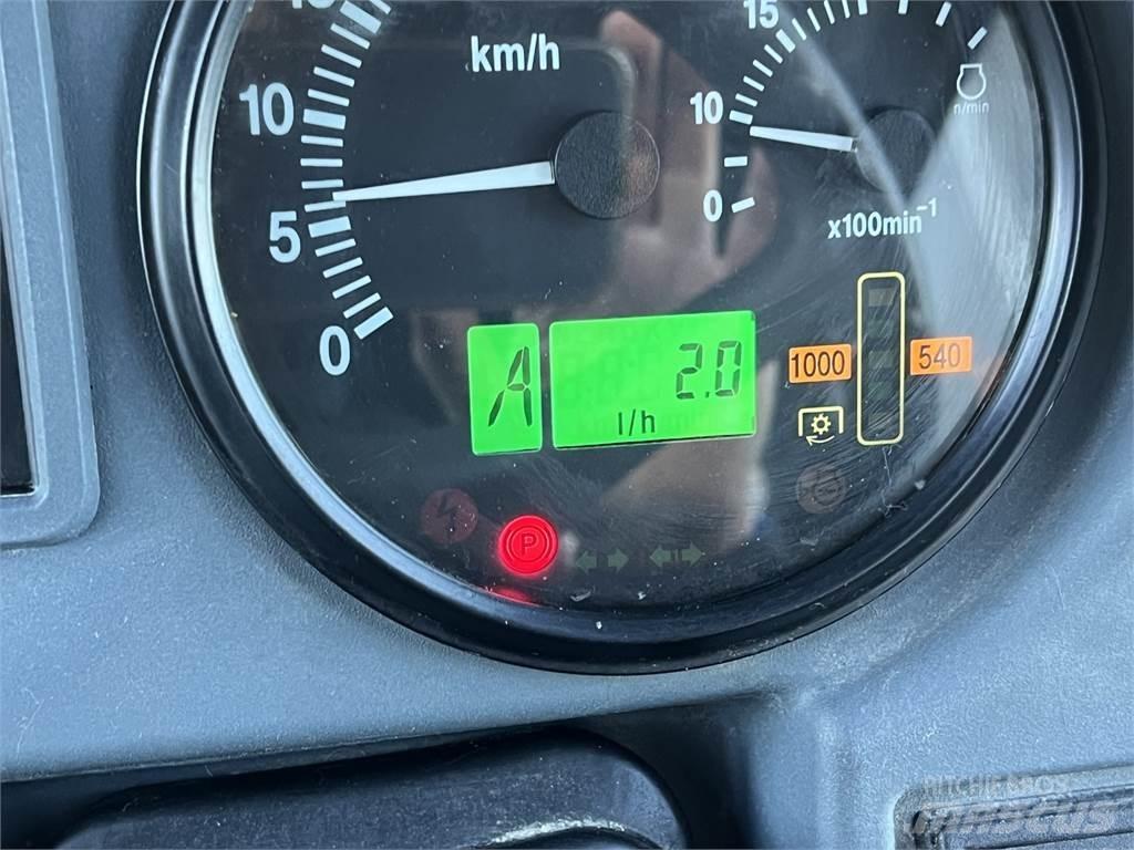 Belarus 952.5 拖拉机/农用车
