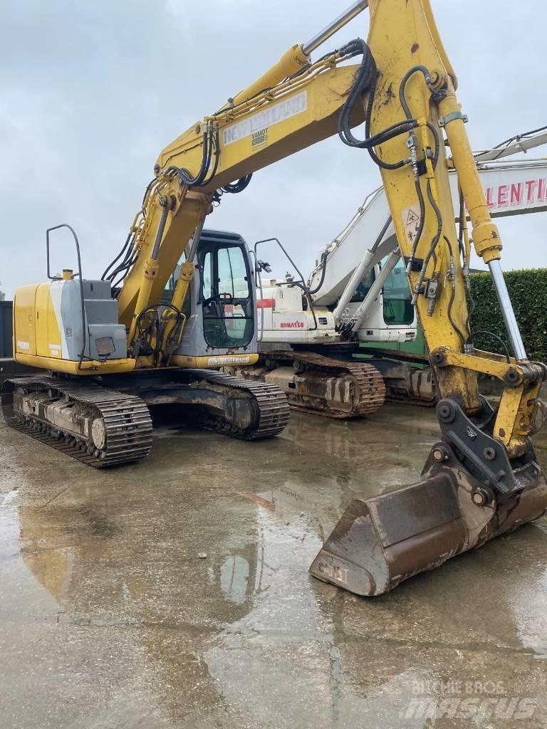 New Holland E 145 履带挖掘机
