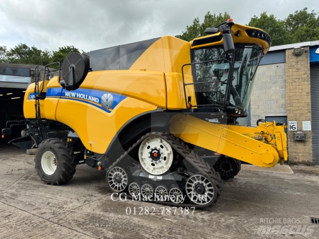 New Holland CX 880 联合收割机