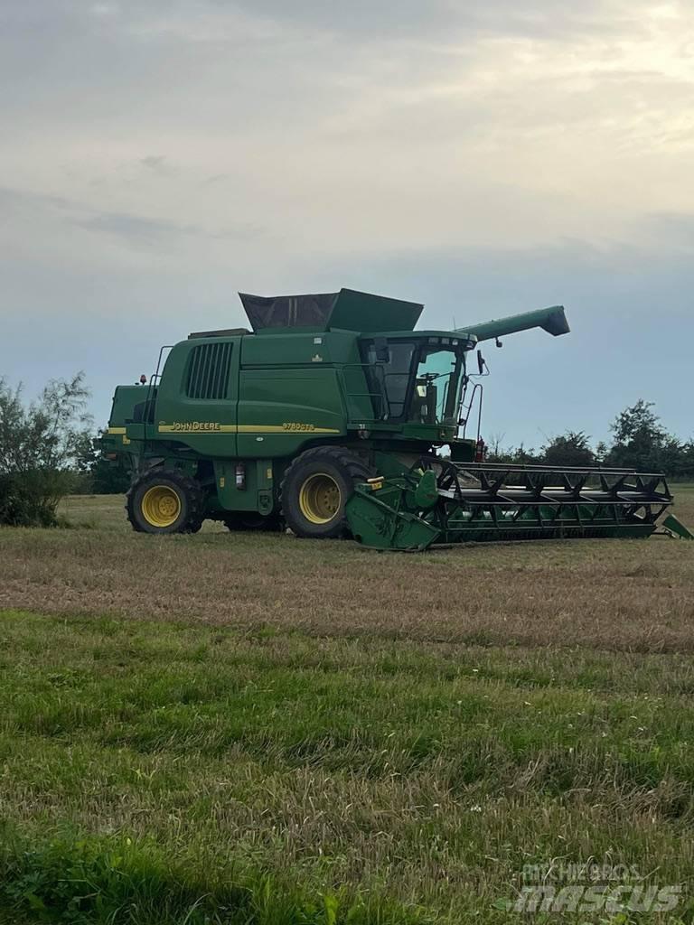 John Deere 9780 CTS 联合收割机