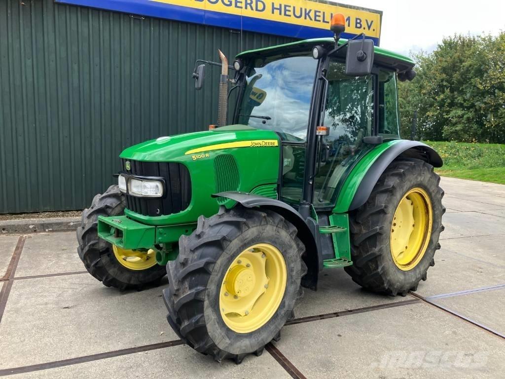 John Deere 5100 R 拖拉机/农用车