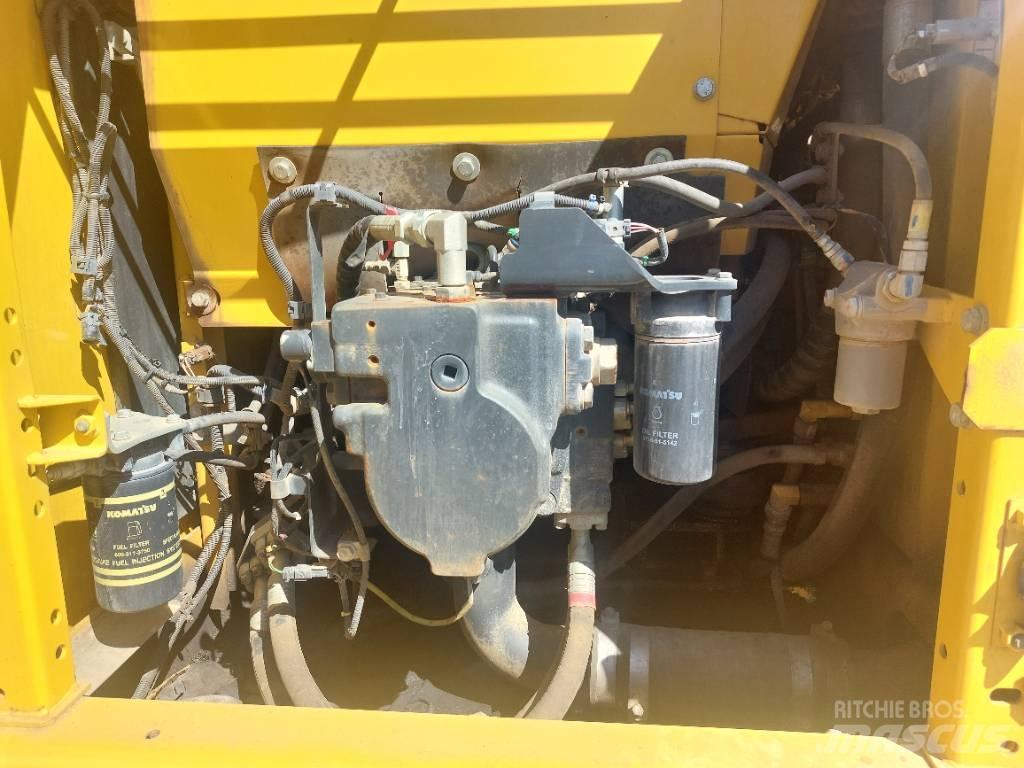 Komatsu PC240LC-10 履带挖掘机