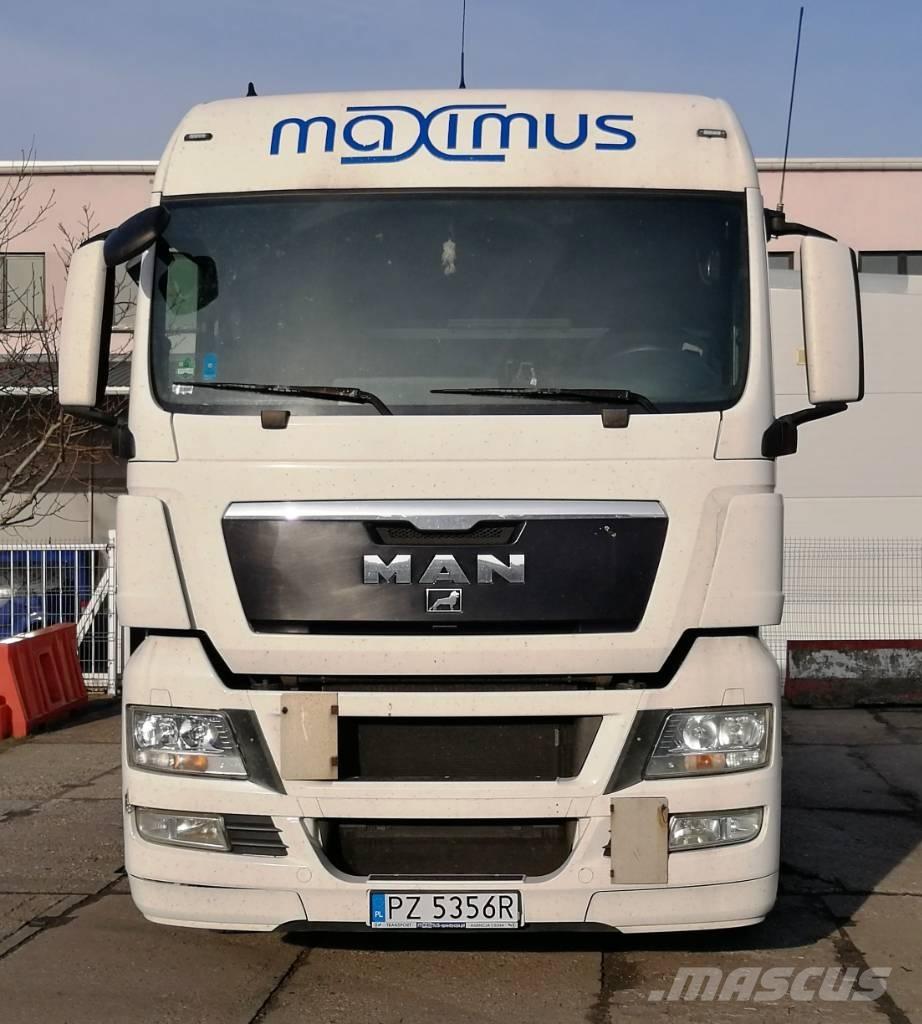 MAN TGX 牵引车