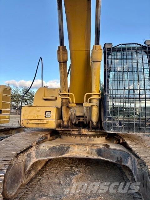 CAT 322 CL 履带挖掘机