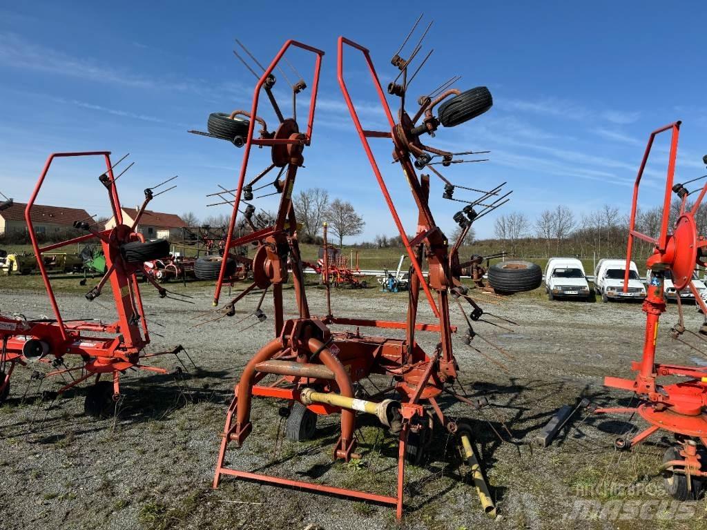 Kuhn GF6301 MH 犁耙和摊草机