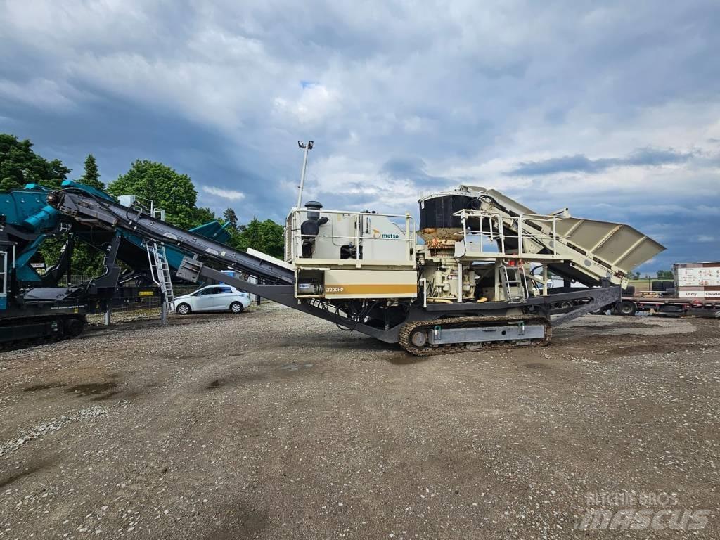Metso LT 200 HP 移动式破碎机