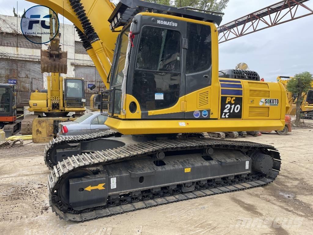 Komatsu PC 210 履带挖掘机