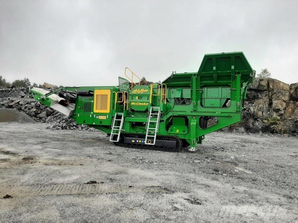 McCloskey J40 移动式破碎机