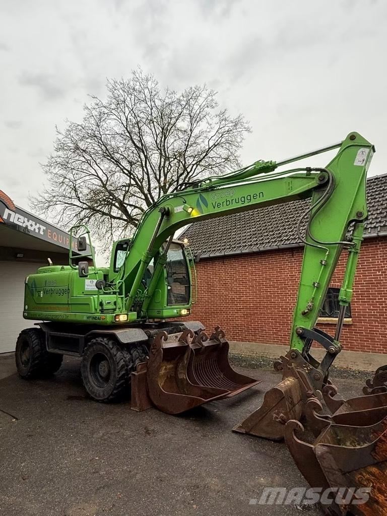 Hyundai R140W-9 轮式挖掘机