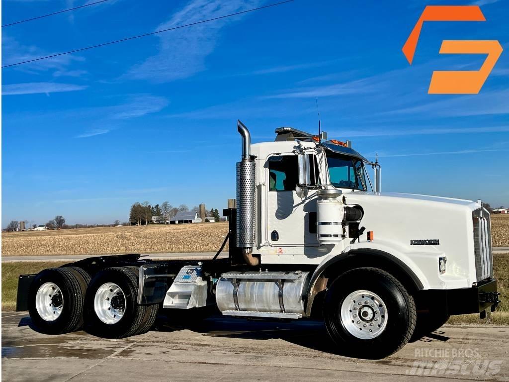 Kenworth T 800 牵引车