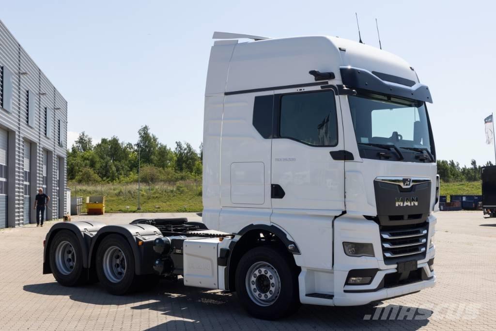 MAN TGX 28.520 牵引车