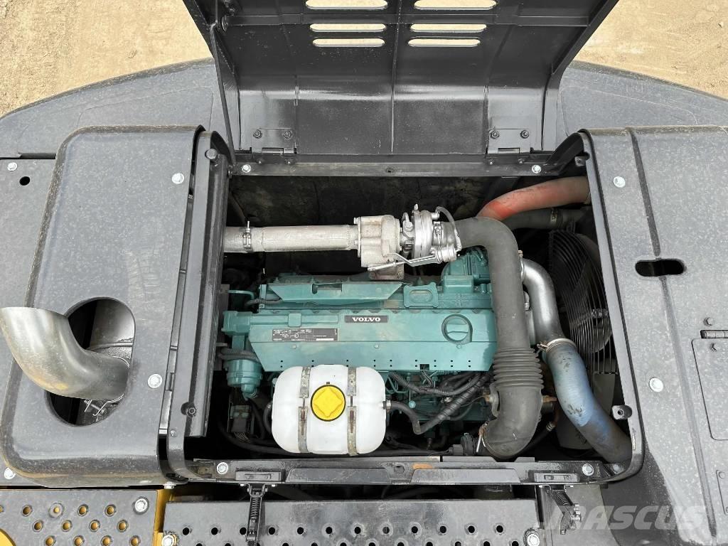 Volvo EC210D 履带挖掘机