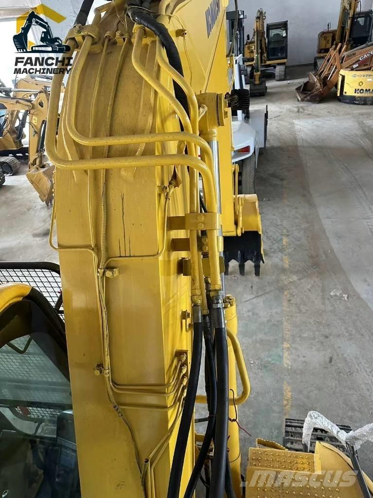 Komatsu PC 138 -8 履带挖掘机