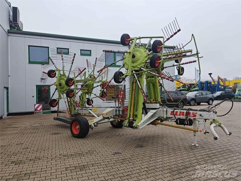 CLAAS Liner 3000 料堆整形机