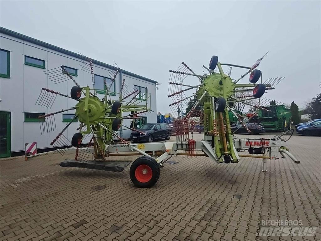 CLAAS Liner 3000 料堆整形机