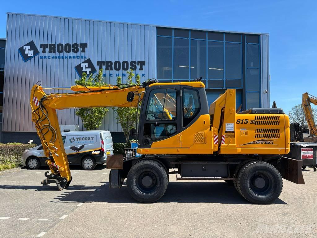 Doosan DX 160 W-3 轮式挖掘机