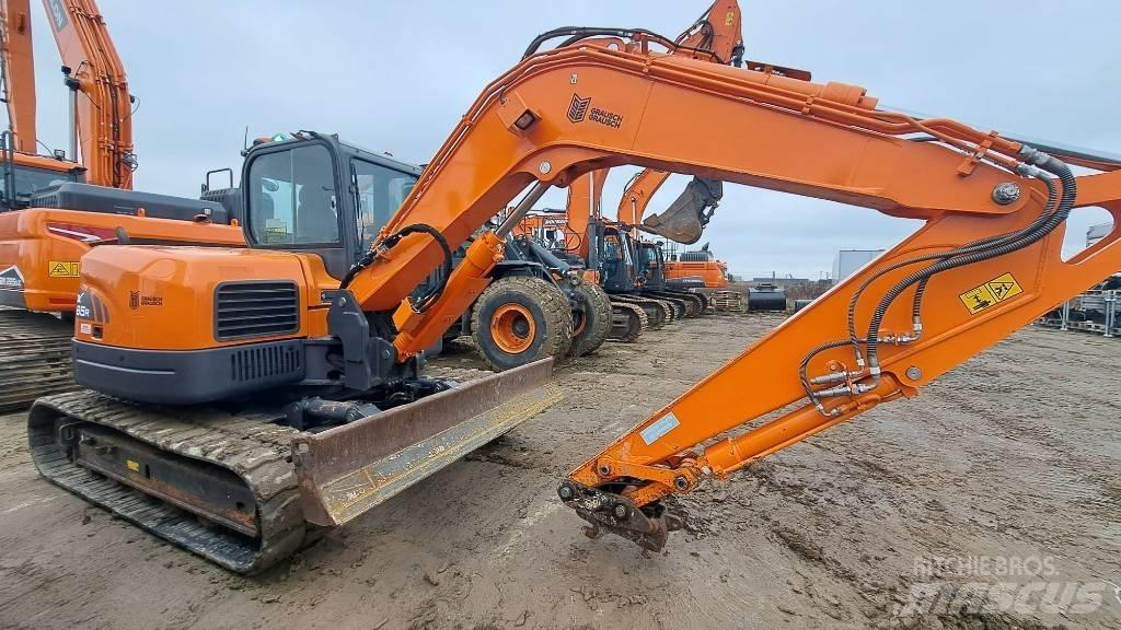 Doosan DX 85 R-3 中型挖掘机