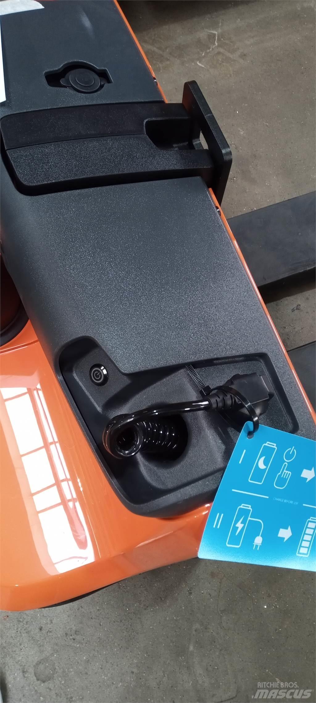 Toyota LWI 160 手摇升降机