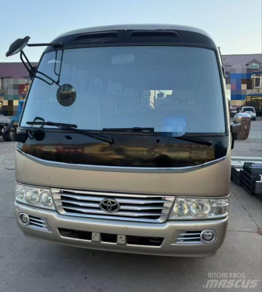 Toyota Coaster 公路客运汽车