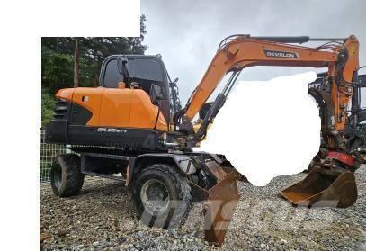 Doosan DX65W 轮式挖掘机