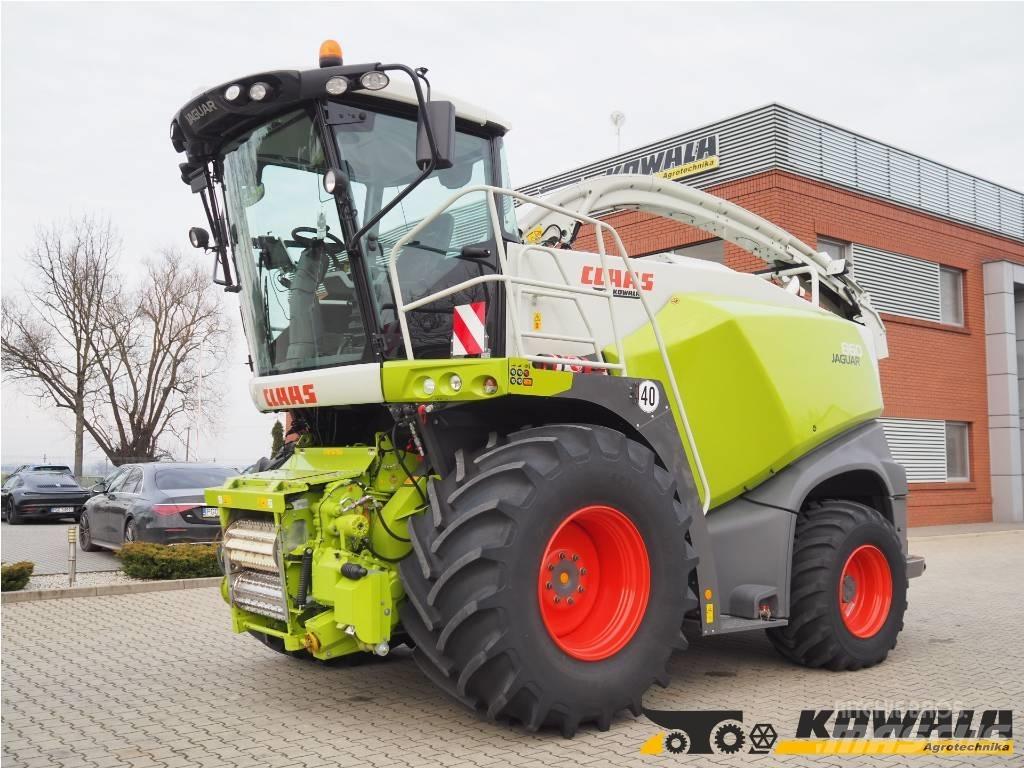 CLAAS Jaguar 860 4WD 自走式青贮饲料收割机