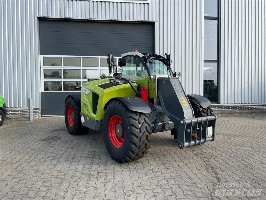 CLAAS Scorpion 756 伸缩臂叉装车|叉装车