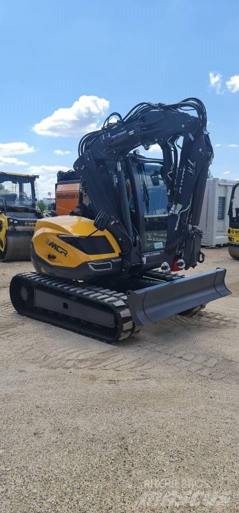 Mecalac 8 MCR 中型挖掘机