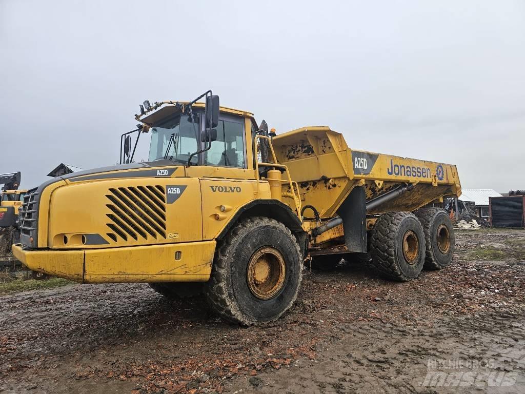 Volvo A25D / a30, a35 铰接式自卸车
