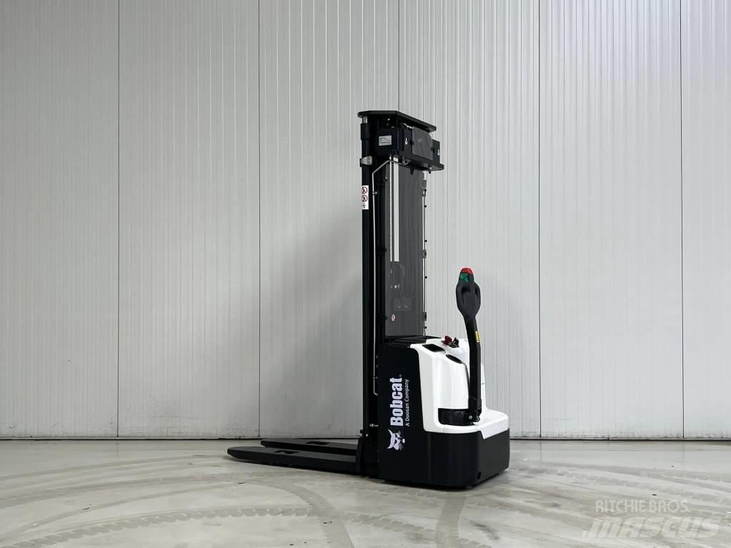 Bobcat BSL16N-7 手推堆垛车