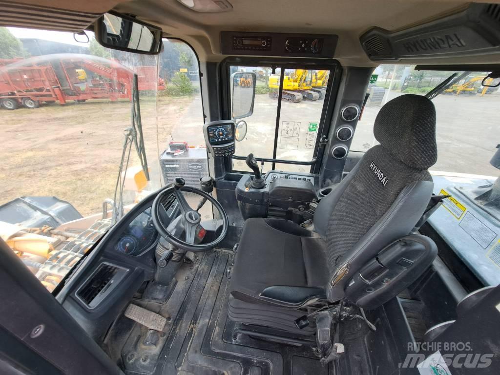 Hyundai HL940 轮式装载机