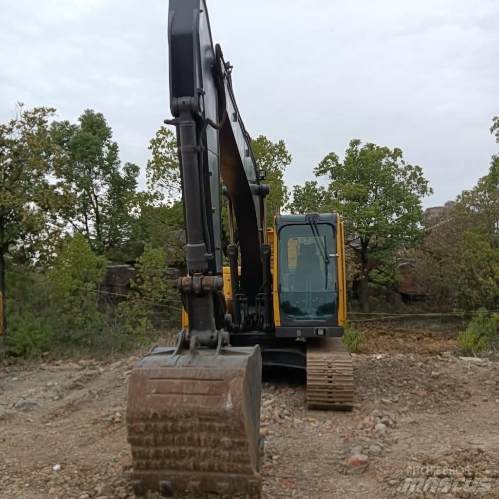 Volvo EC140B 履带挖掘机