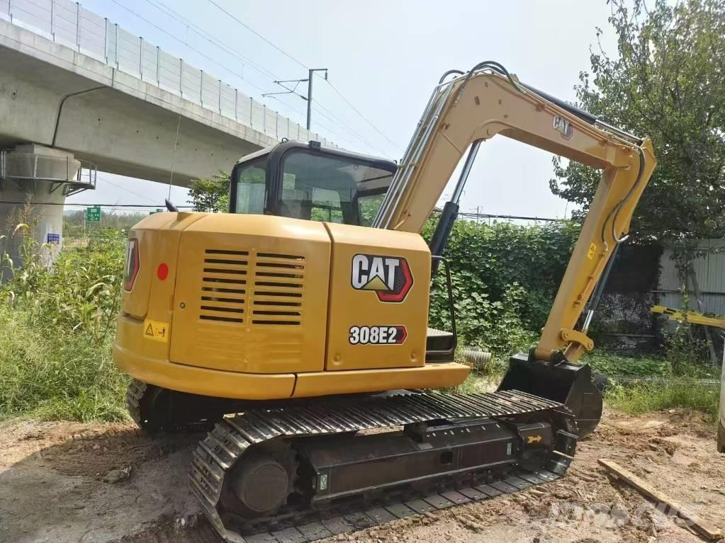 CAT 308 E2 中型挖掘机