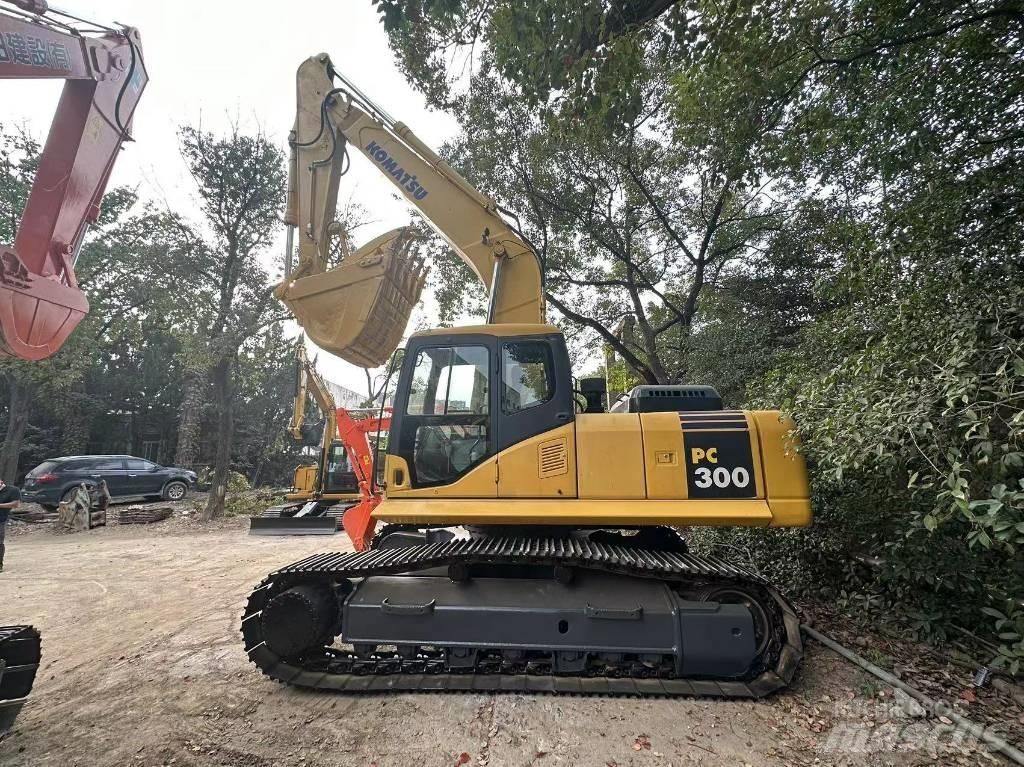 Komatsu PC 300 履带挖掘机