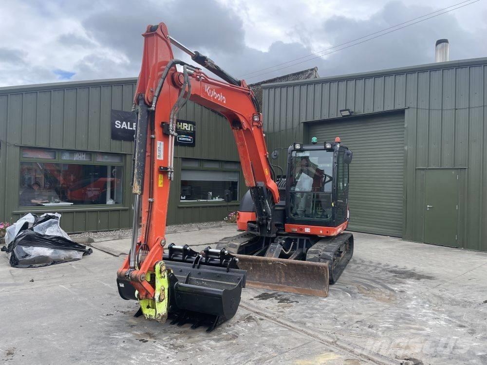 Kubota KX 080-4 中型挖掘机
