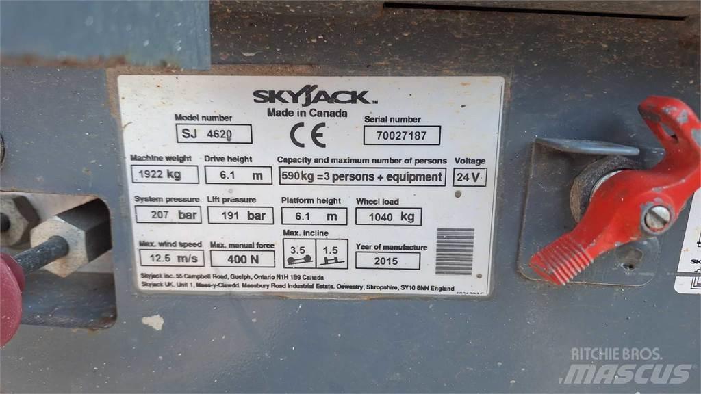 SkyJack SJIII4620 剪叉式升降机