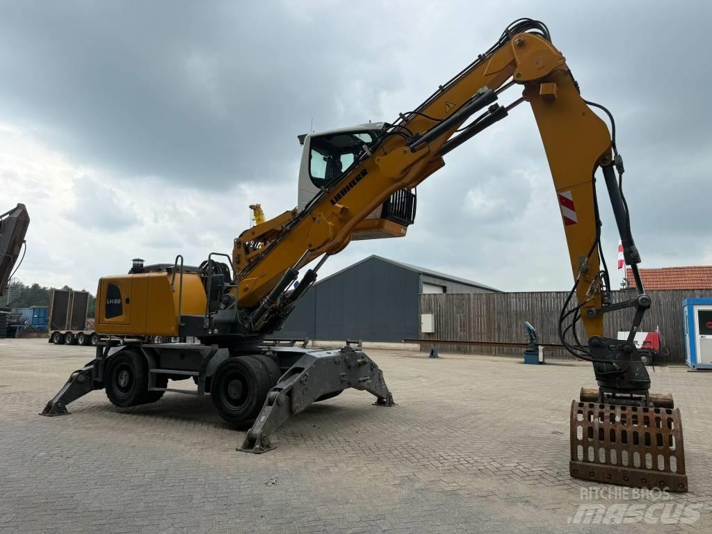 Liebherr LH 22 M 工业挖掘机