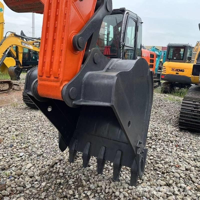 Doosan DX 225 履带挖掘机