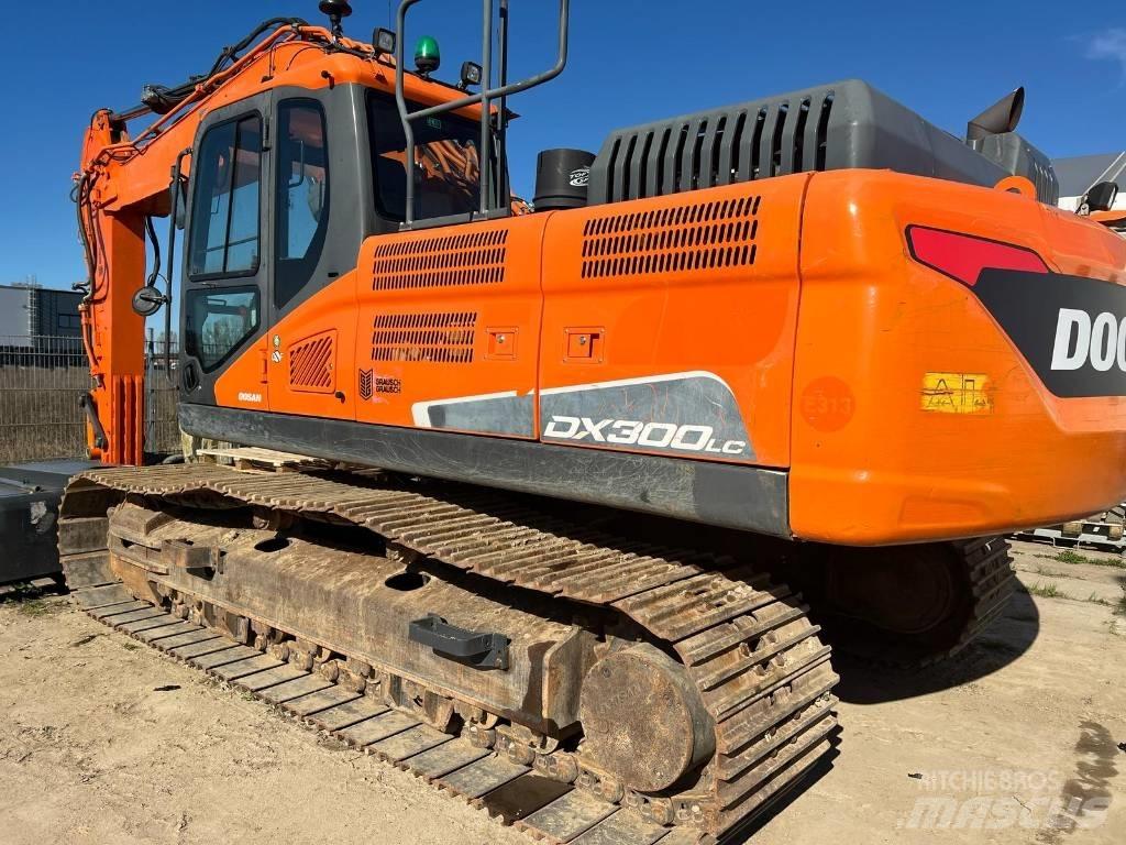 Doosan DX 300 LC-5 履带挖掘机
