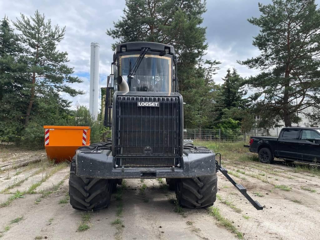 Logset 8F 集运机