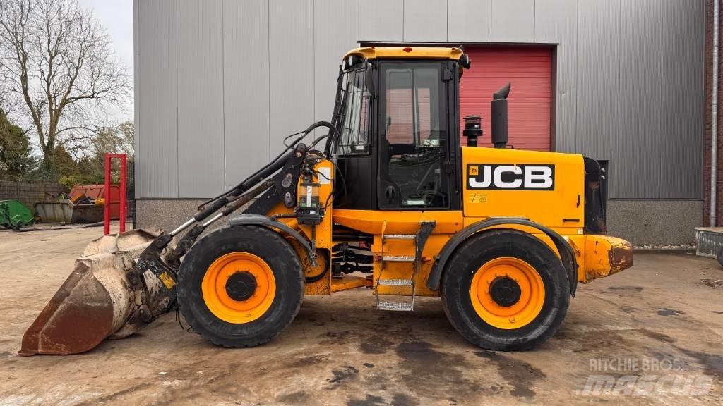 JCB 411 轮式装载机