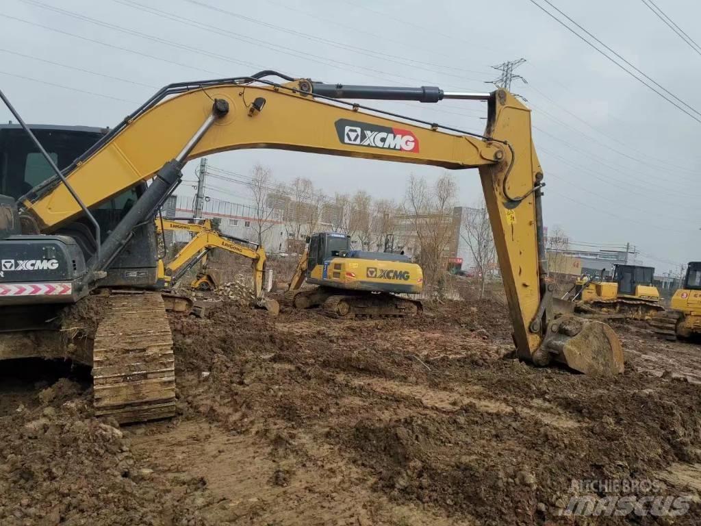 XCMG XE215DA 履带挖掘机