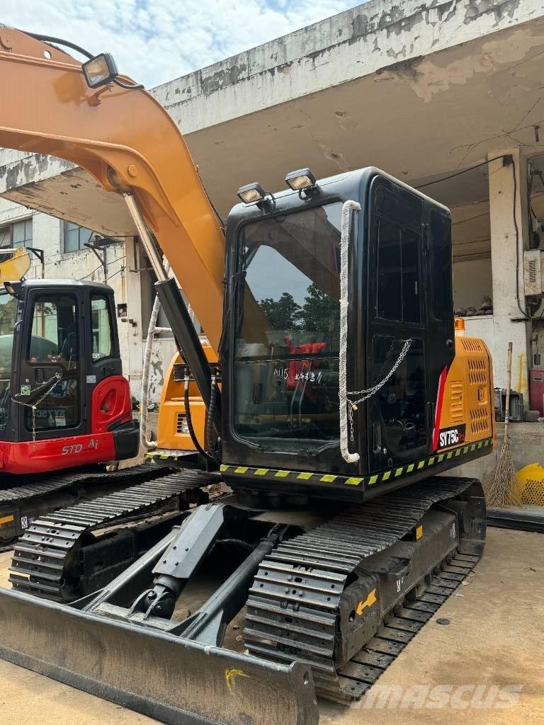 Sany SY 75 C 小型挖掘机