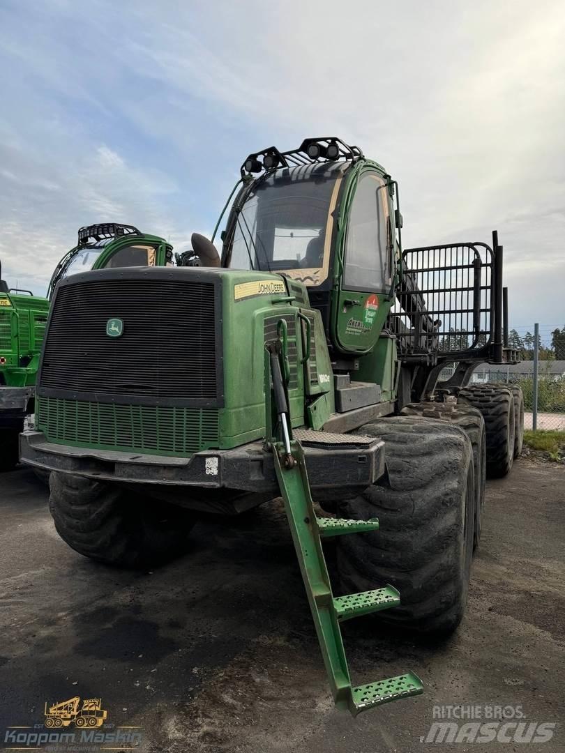 John Deere 1910E 集运机