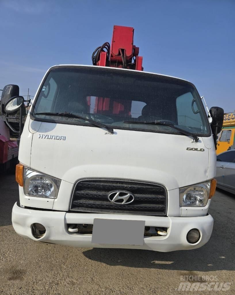 Jinwoo JW320 车载式高空作业车