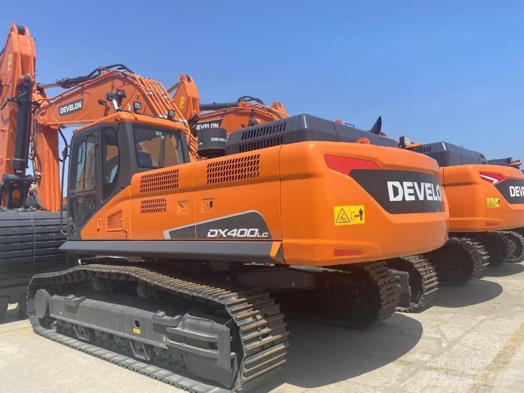 Develon DX 400 履带挖掘机