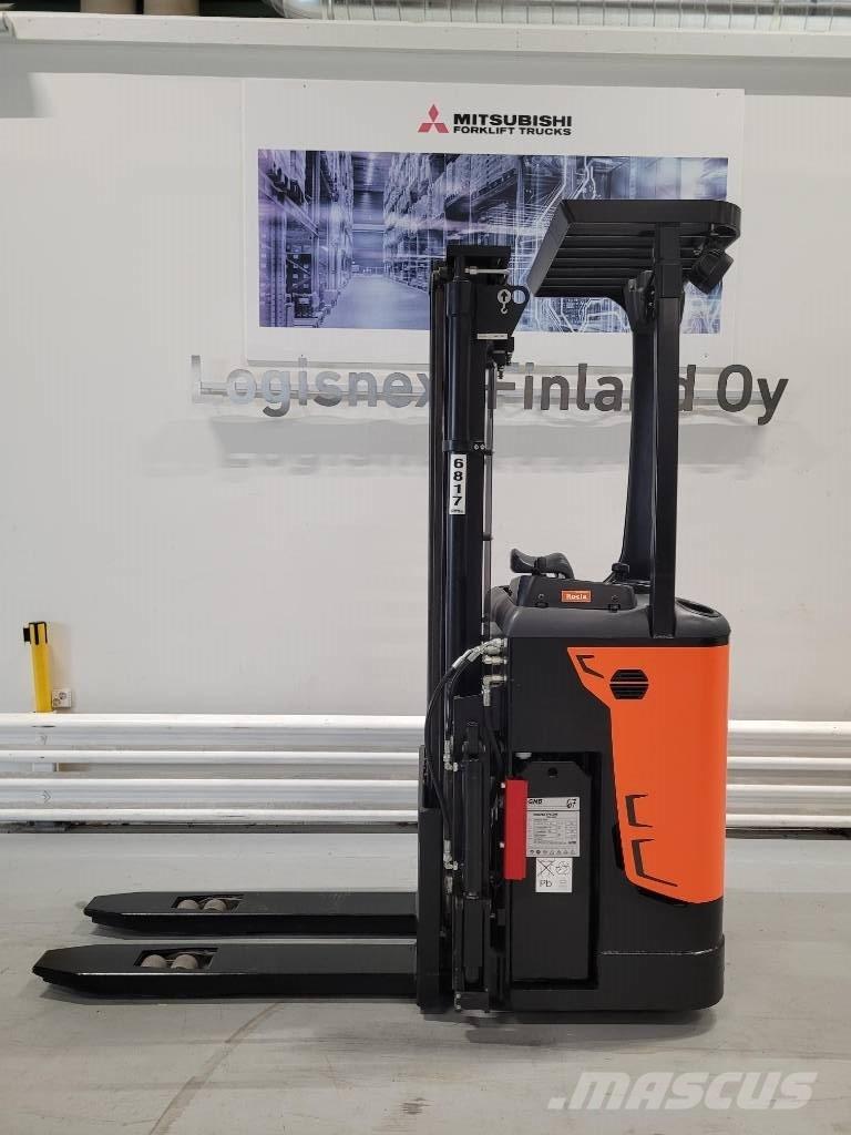 Rocla SST 16 ACI 行走式堆垛机